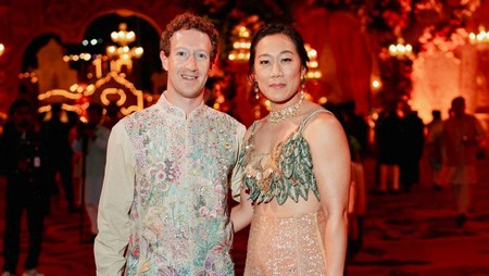 Alasan Mark Zuckerberg Membuat Patung untuk Priscilla Chan