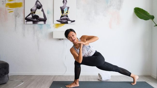 10 Manfaat Yoga yang Bikin Tubuh Makin Kuat dan Super Fleksibel